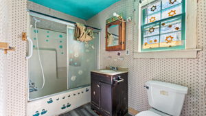  Photo 9