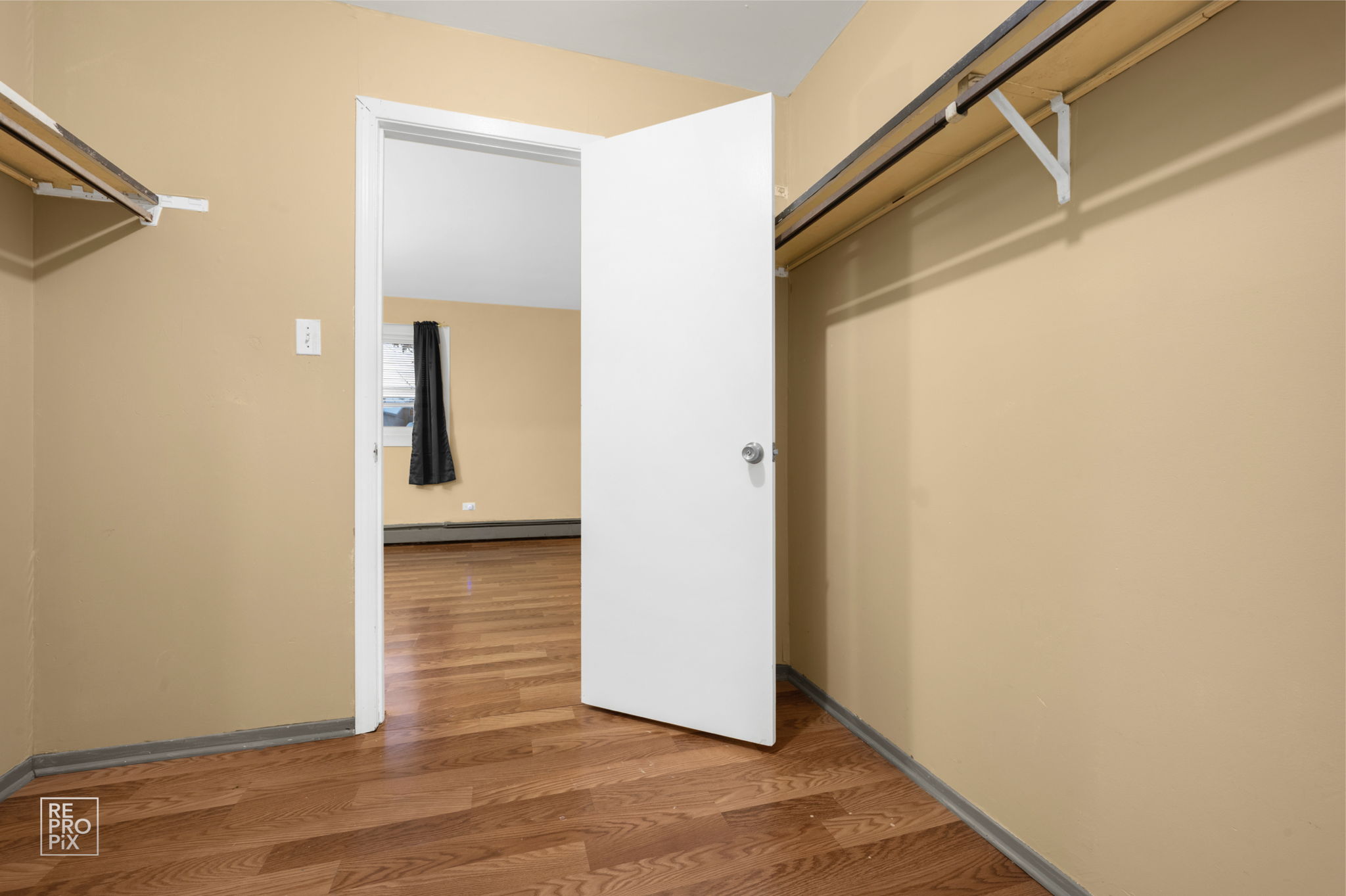 107 E Elk Trail, Carol Stream, IL 60188_014