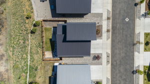  Photo 47