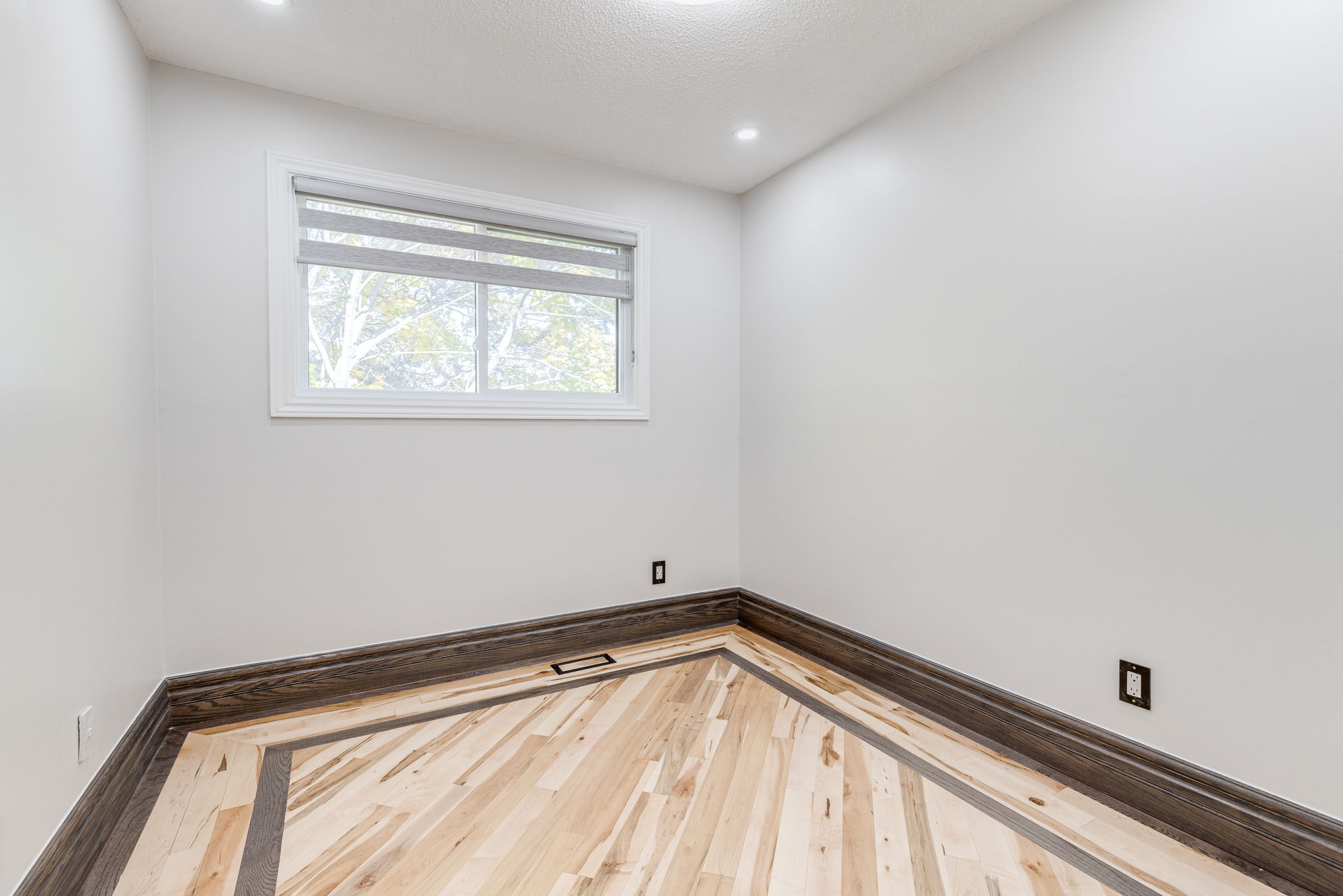 Brampton property showcase — delivered property photograph 25