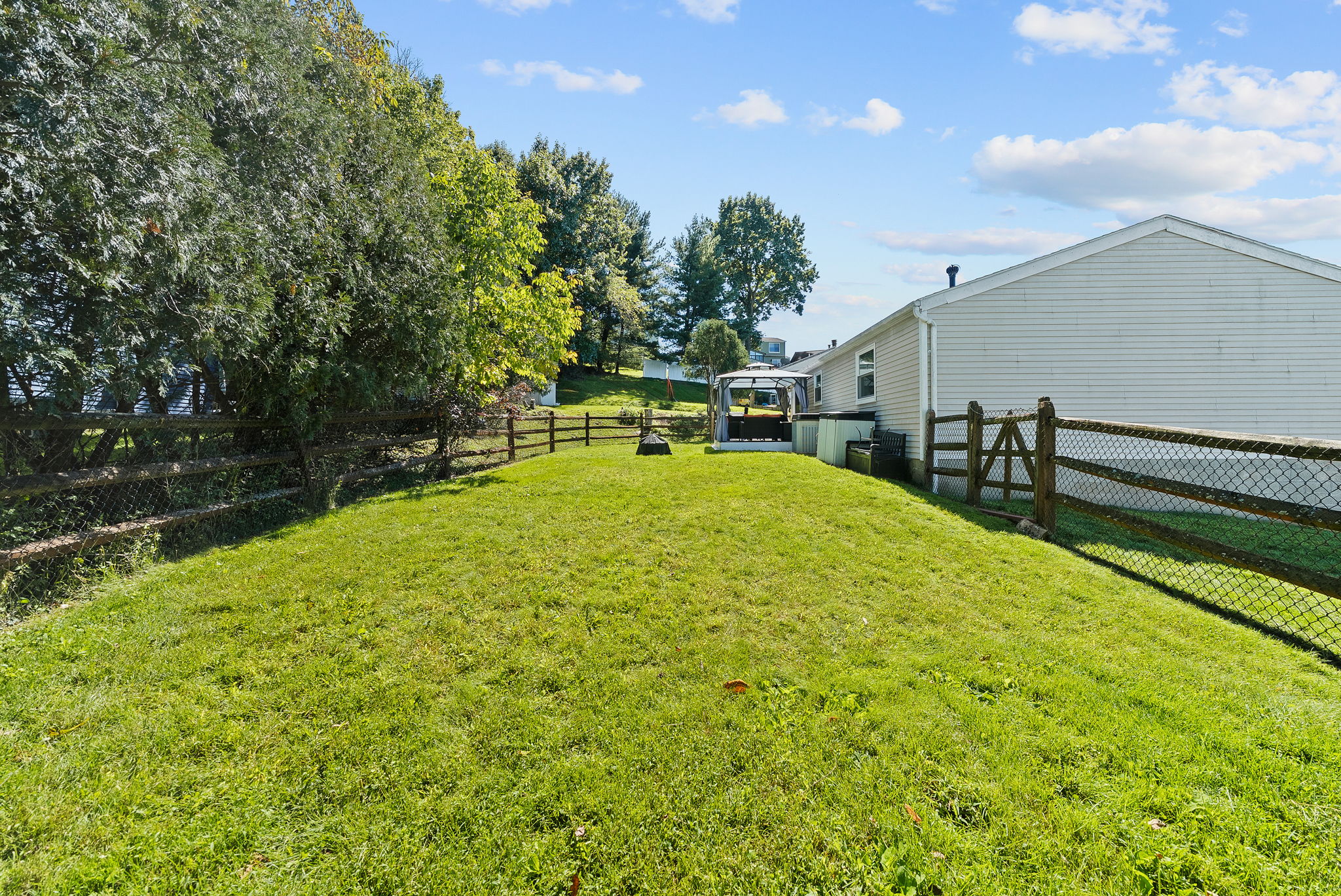  Photo 41
