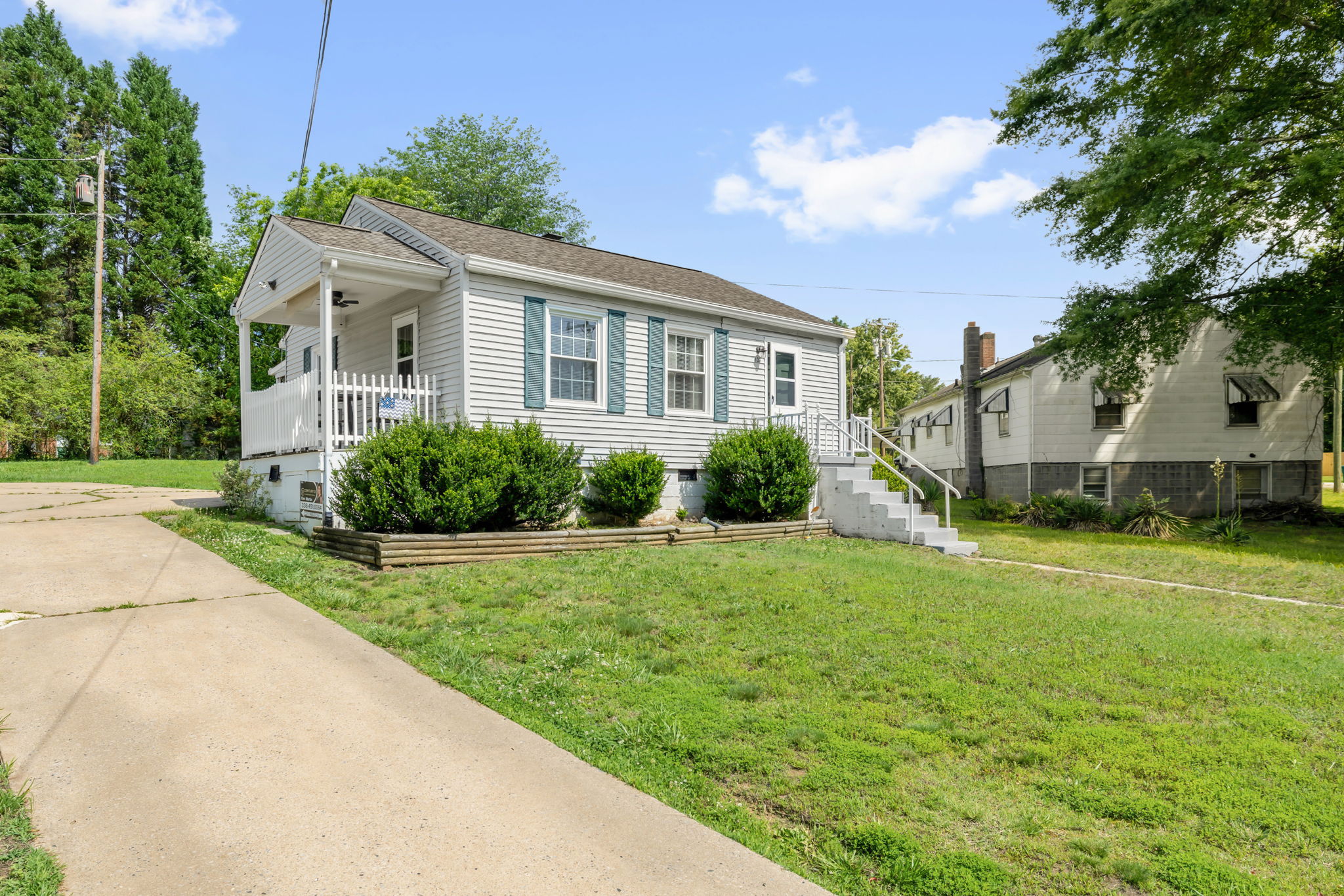 107 Glendale St-3