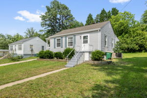 107 Glendale St-2