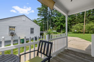 107 Glendale St-18