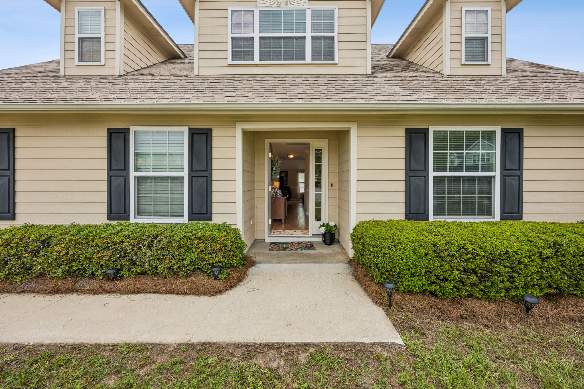 Front Entry Detail