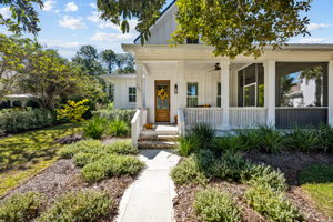 Front Entry Detail