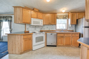  Photo 9
