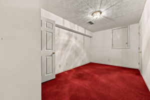  Photo 34