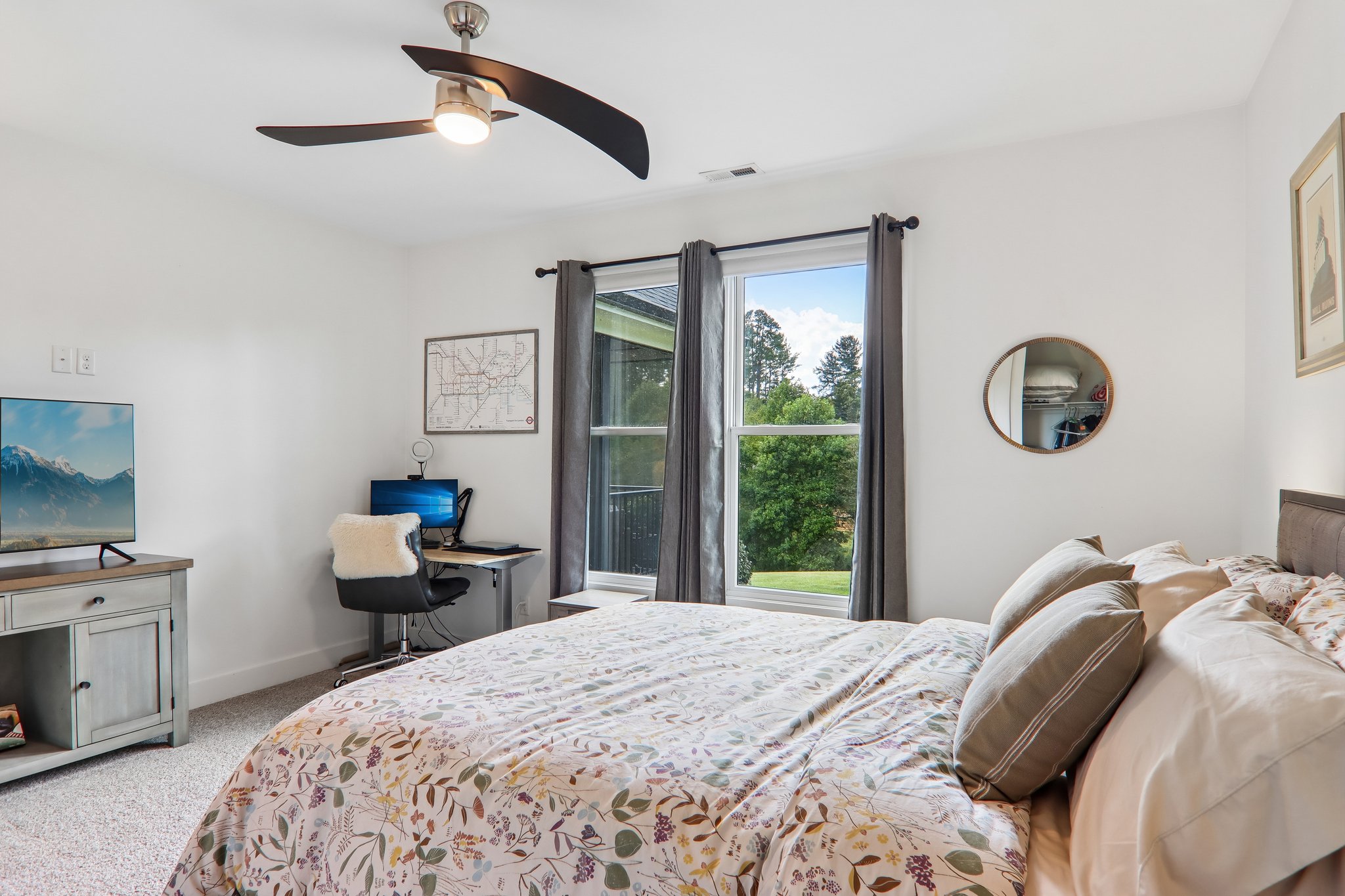 New Pinner Pl-S1809-022.jpg