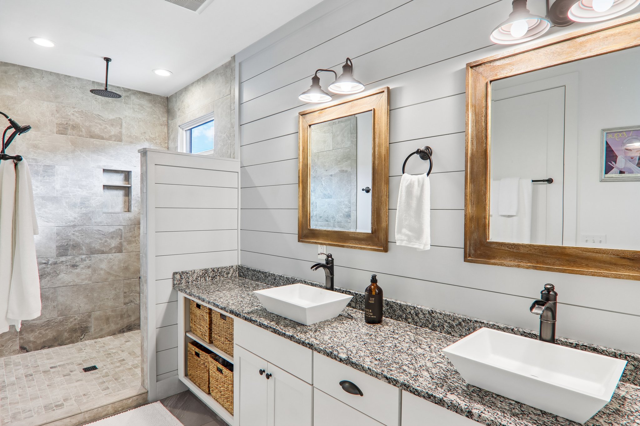 New Pinner Pl-S1809-033.jpg