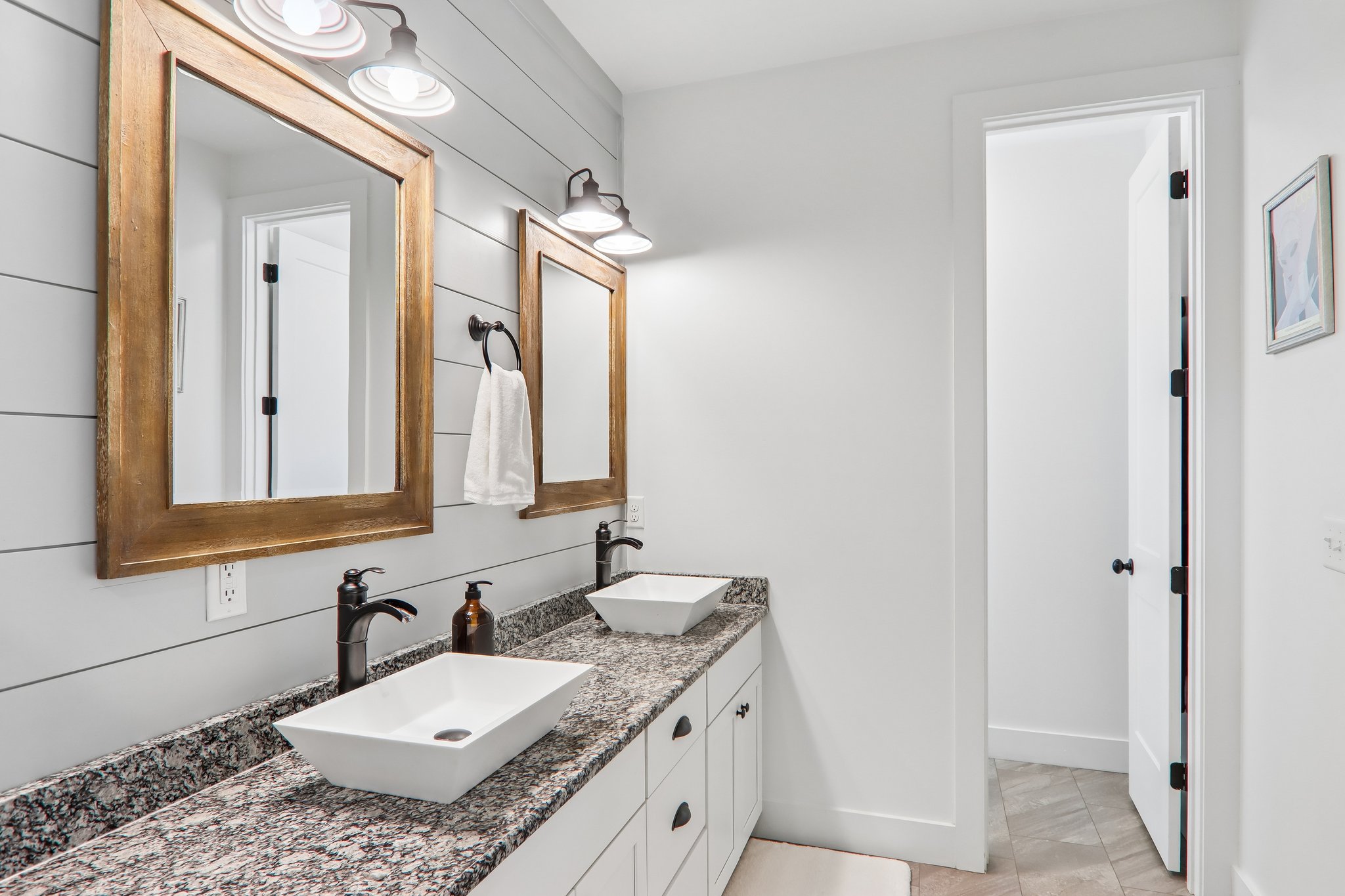 New Pinner Pl-S1809-035.jpg