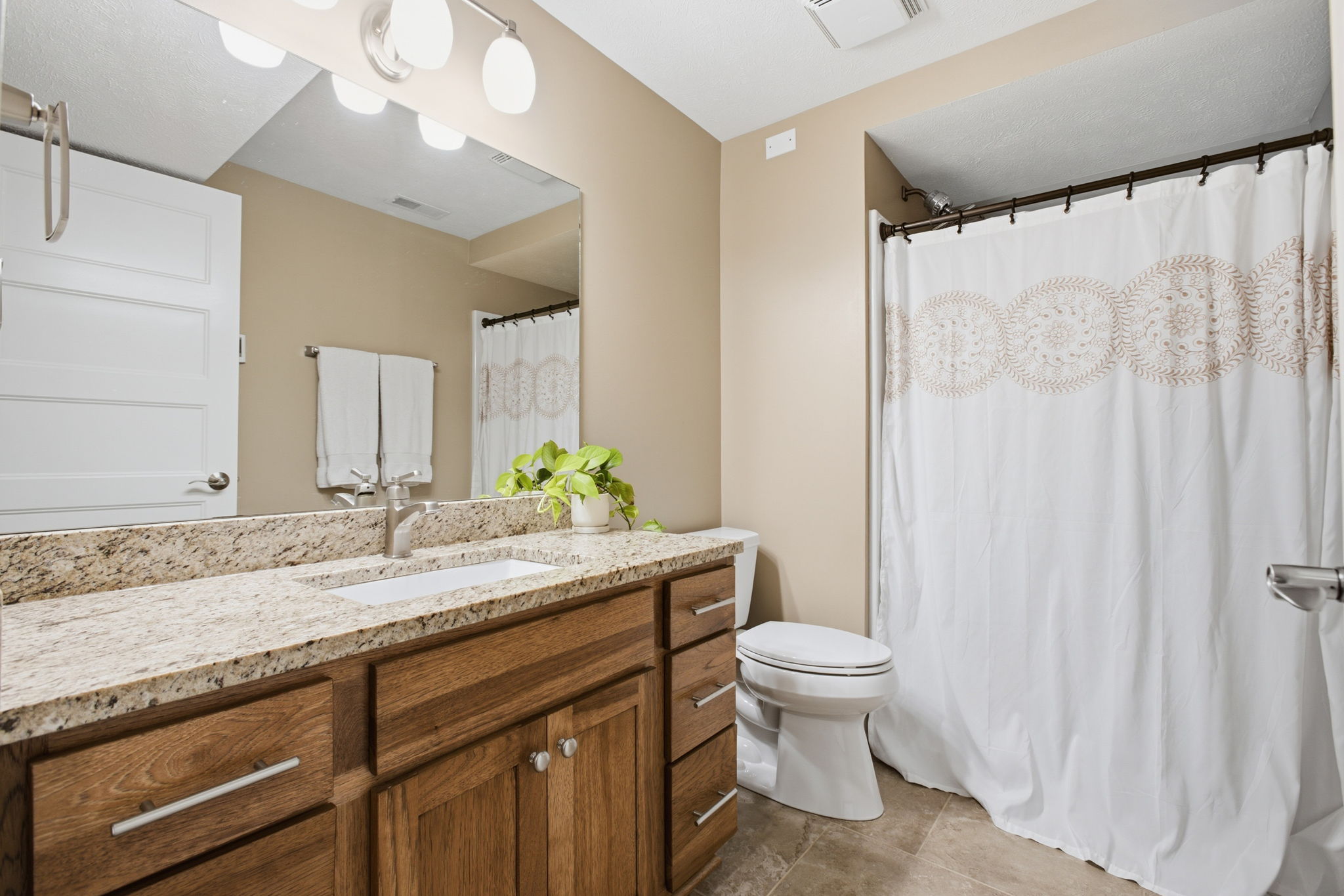 107 S 54th St, Omaha, NE 68132, USA Photo 40