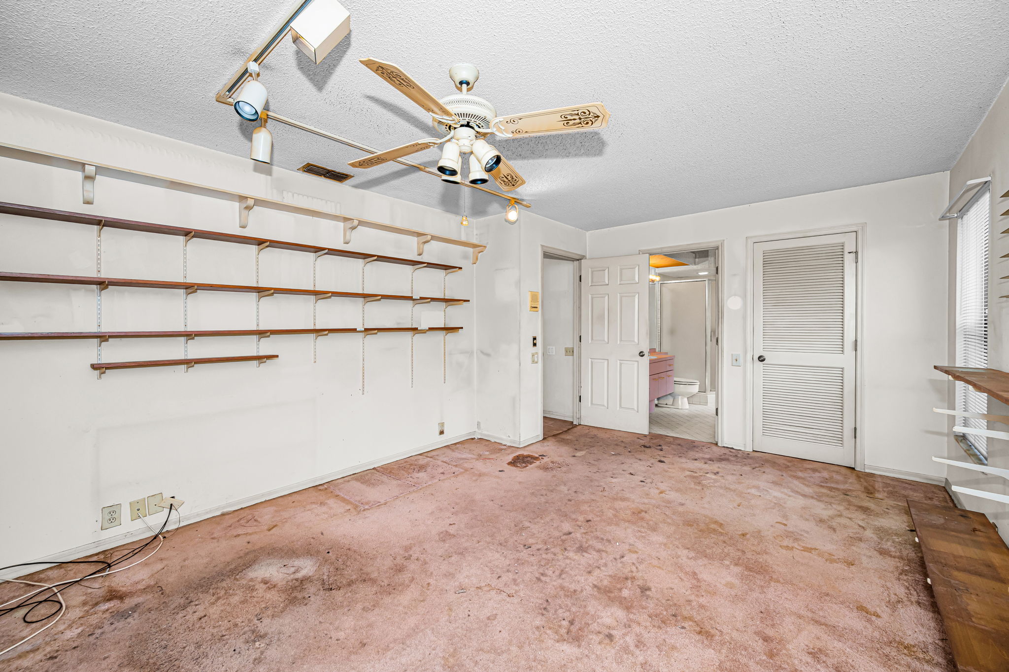 Guest Bedroom2b