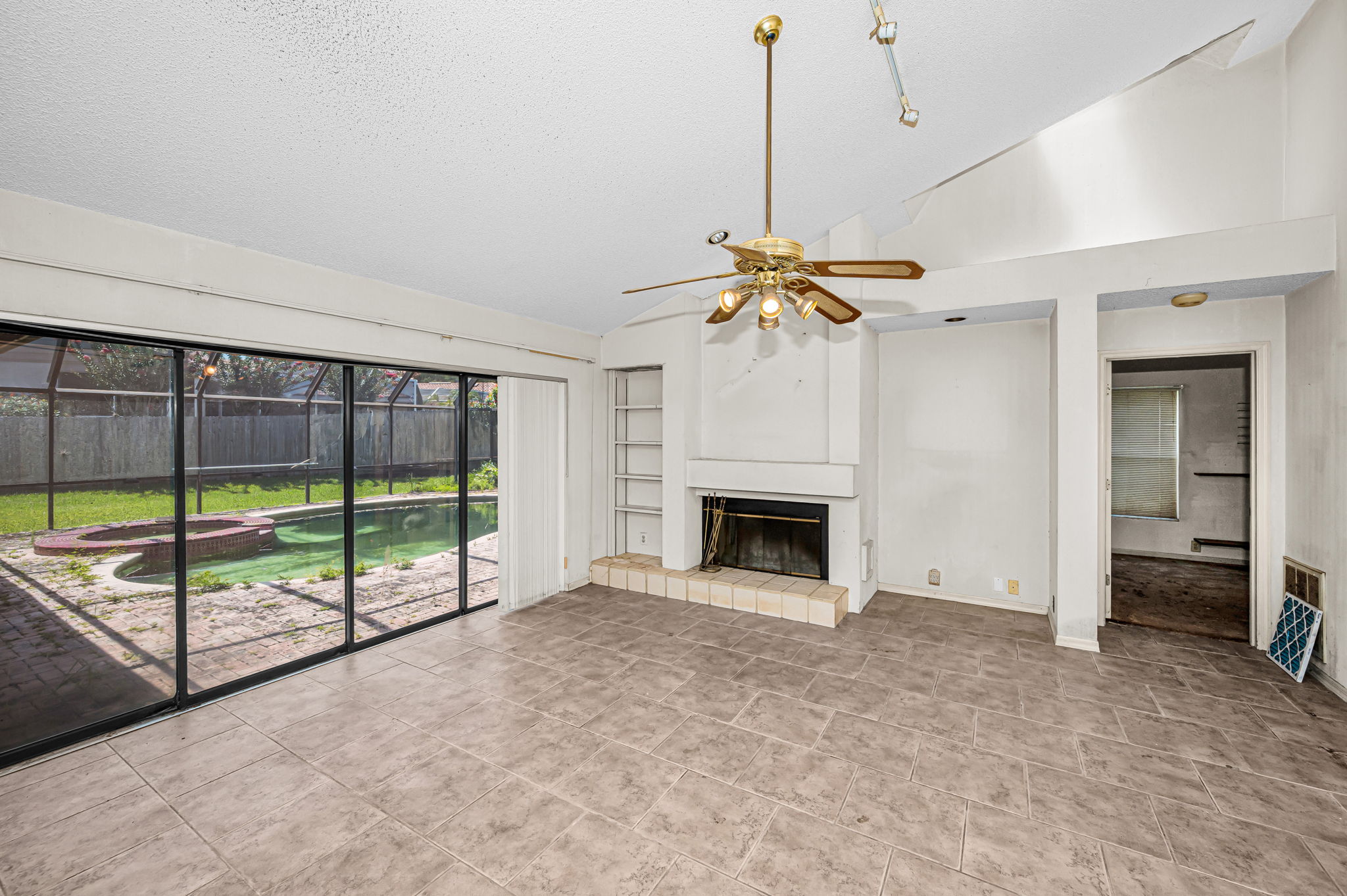 Family Room1
