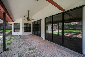 Lanai1