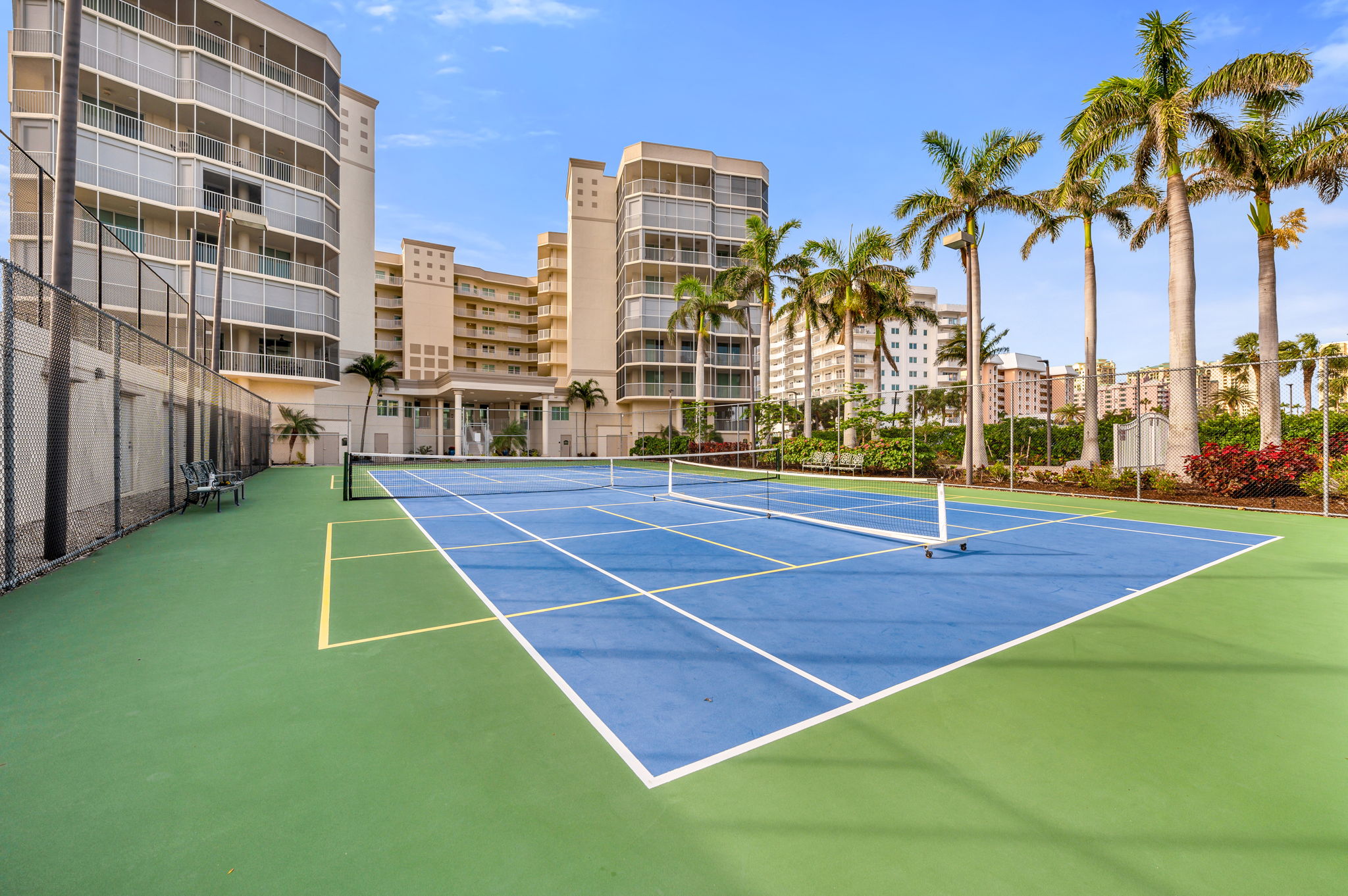 Pickleball - Tennis