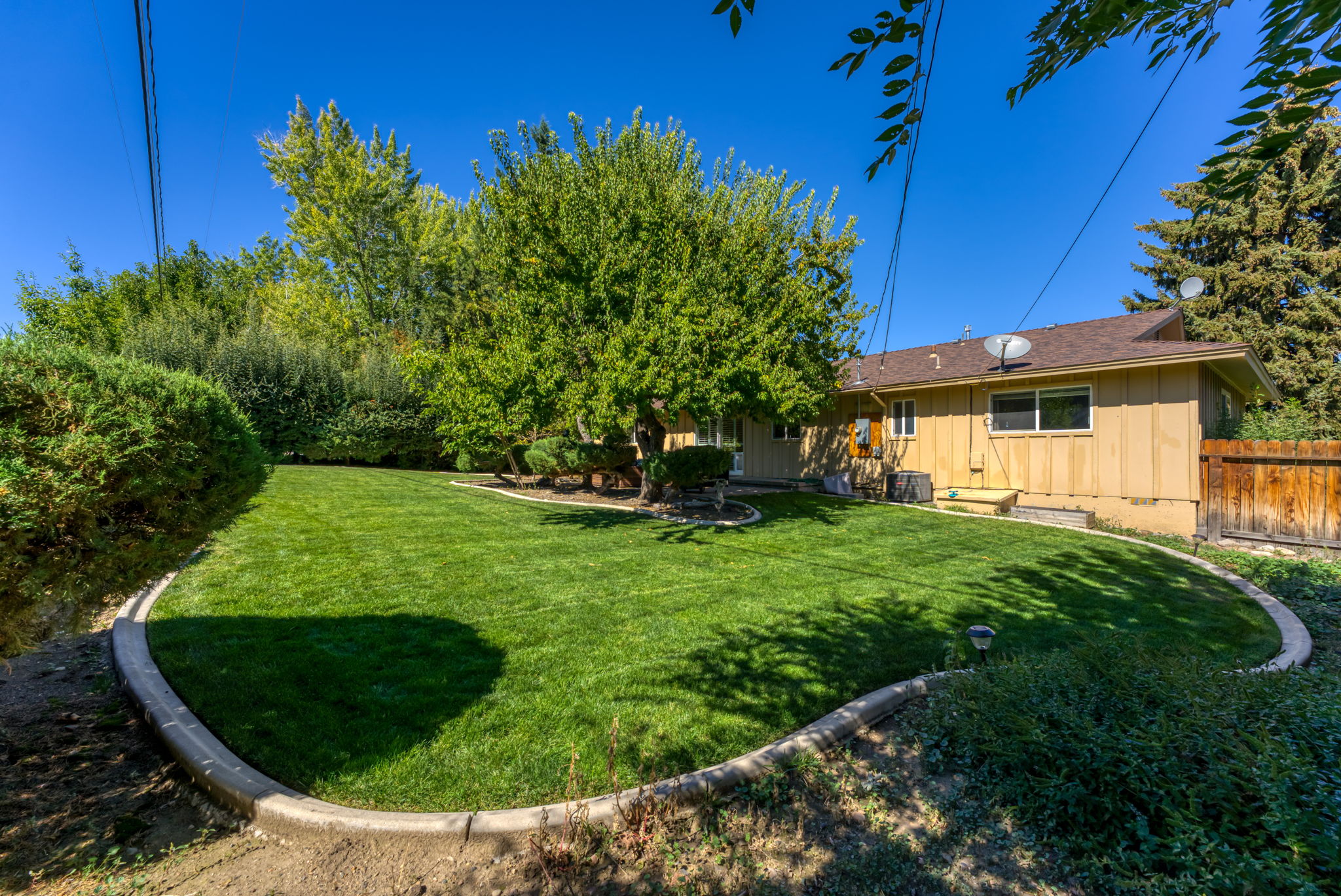 1070 Pineridge Dr, Reno, NV 89509, USA Photo 31