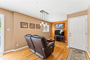 1070 Pineridge Dr, Reno, NV 89509, USA Photo 8