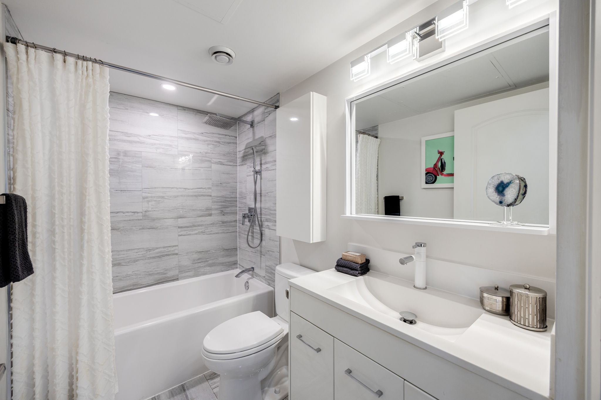 Toronto property showcase — delivered property photograph 20