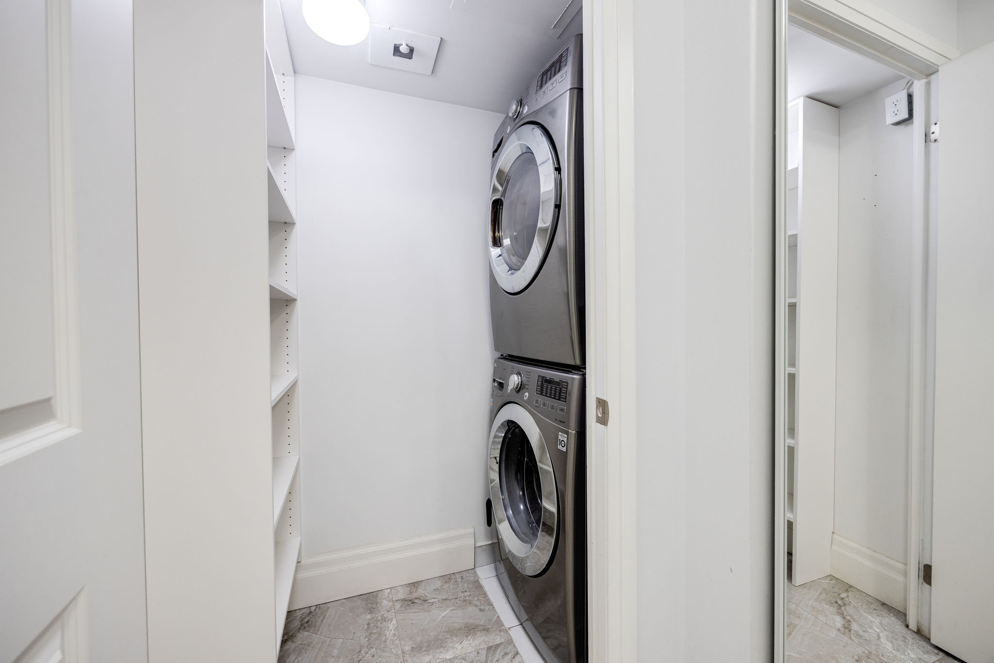 Toronto property showcase — delivered property photograph 26