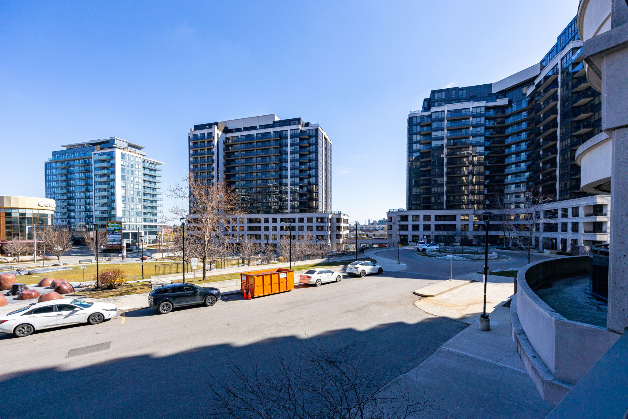 Toronto property showcase — delivered property photograph 32