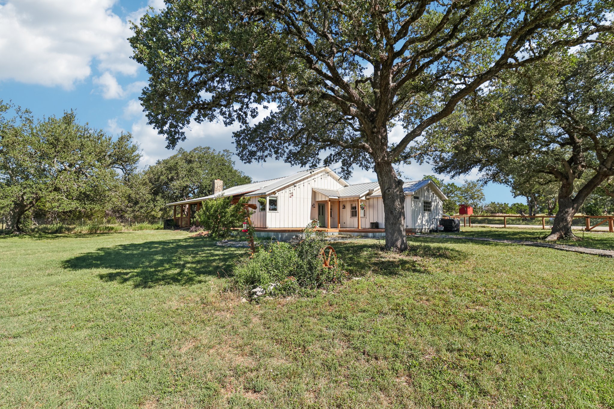 Farm to Market 32-S2507-009.jpg