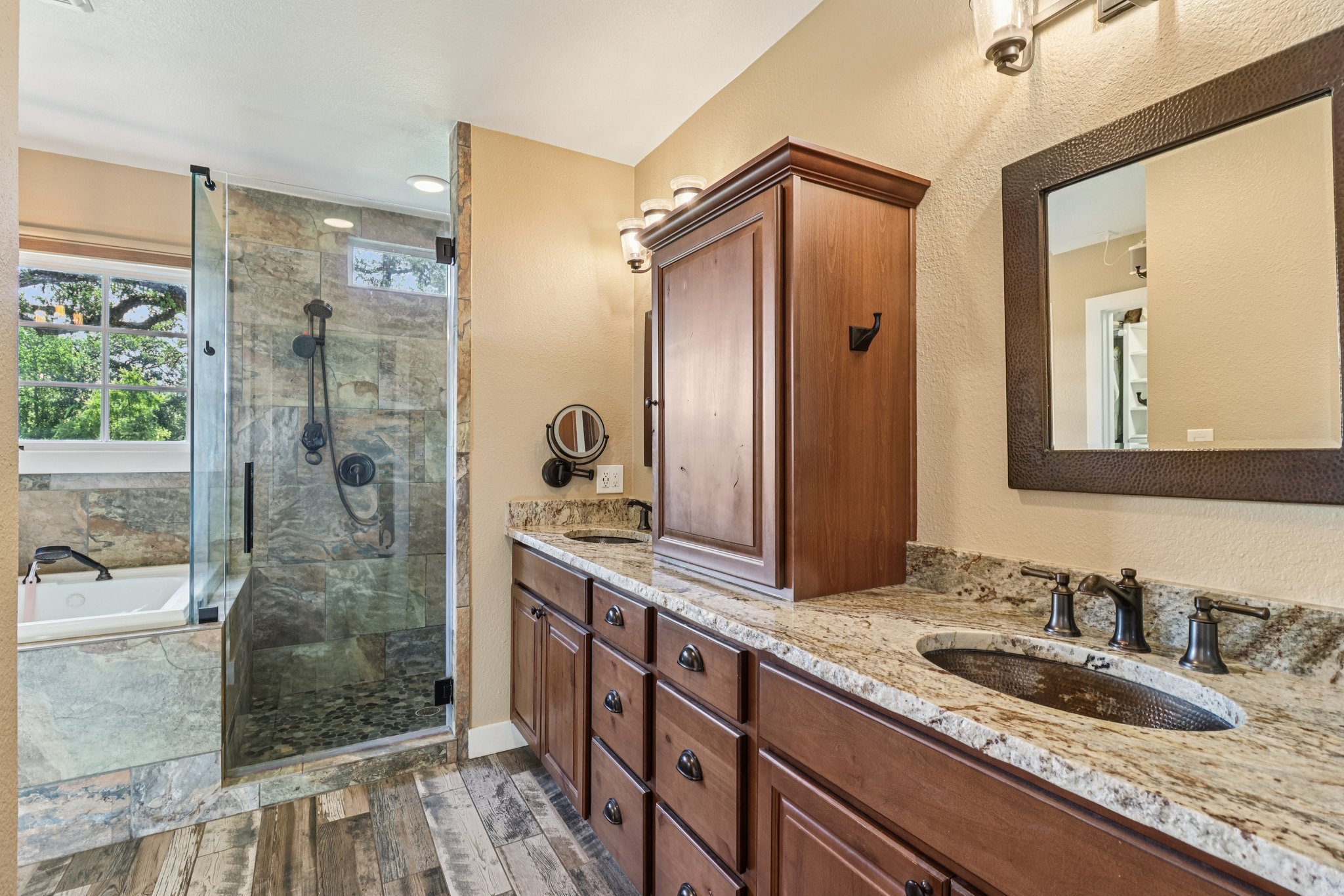 Farm to Market 32-S2507-040.jpg