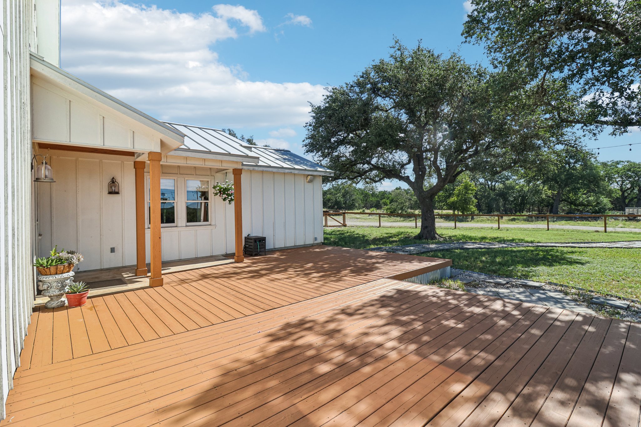 Farm to Market 32-S2507-054.jpg