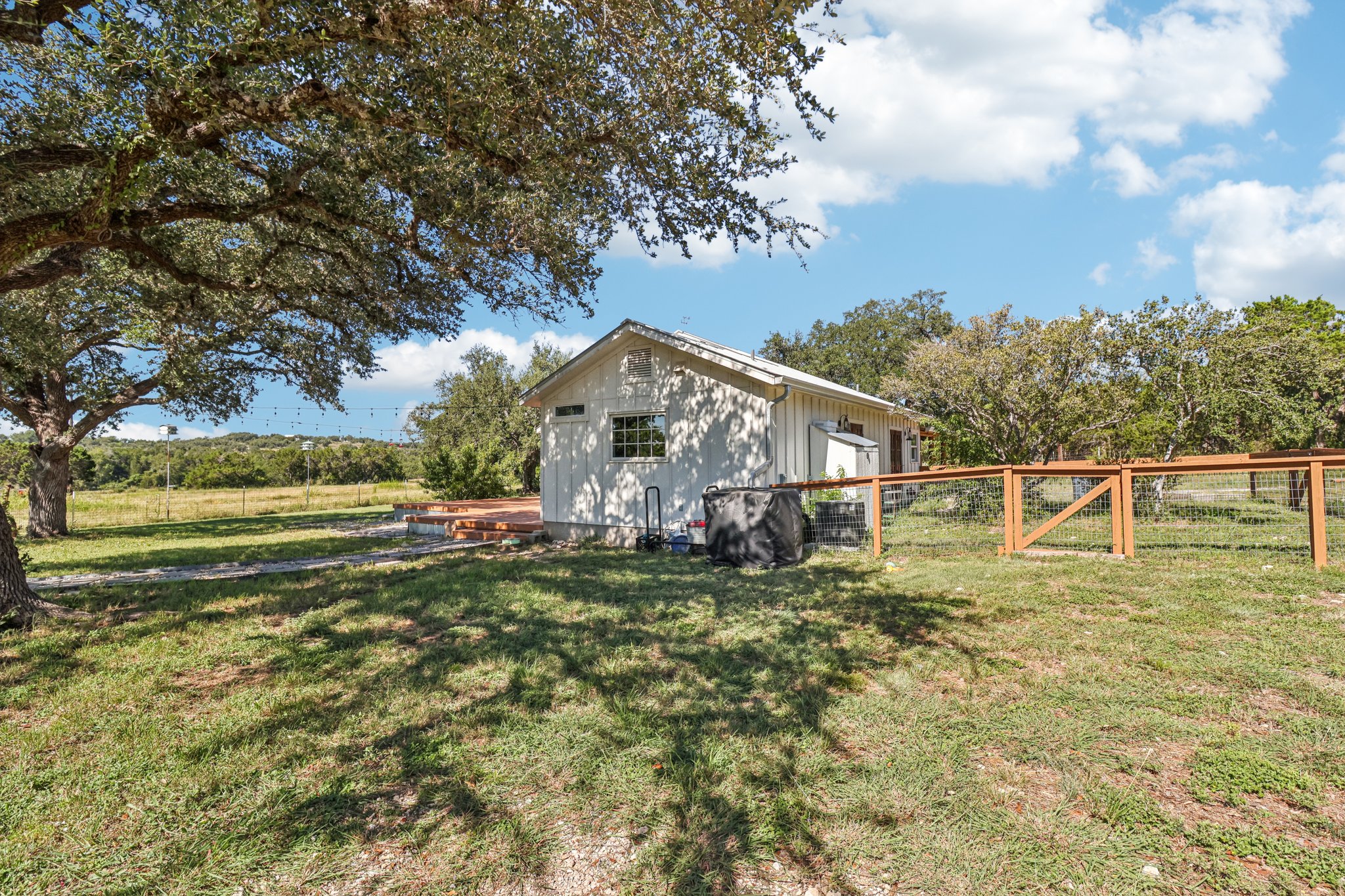 Farm to Market 32-S2507-058.jpg