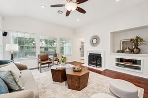Harley Ave-S2607-017.jpg
