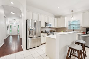 Harley Ave-S2607-023.jpg