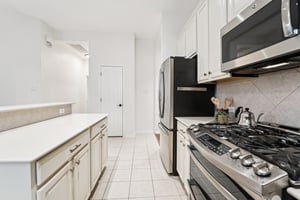 Harley Ave-S2607-027.jpg