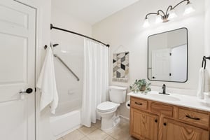 Harley Ave-S2607-031.jpg