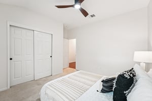Harley Ave-S2607-033.jpg