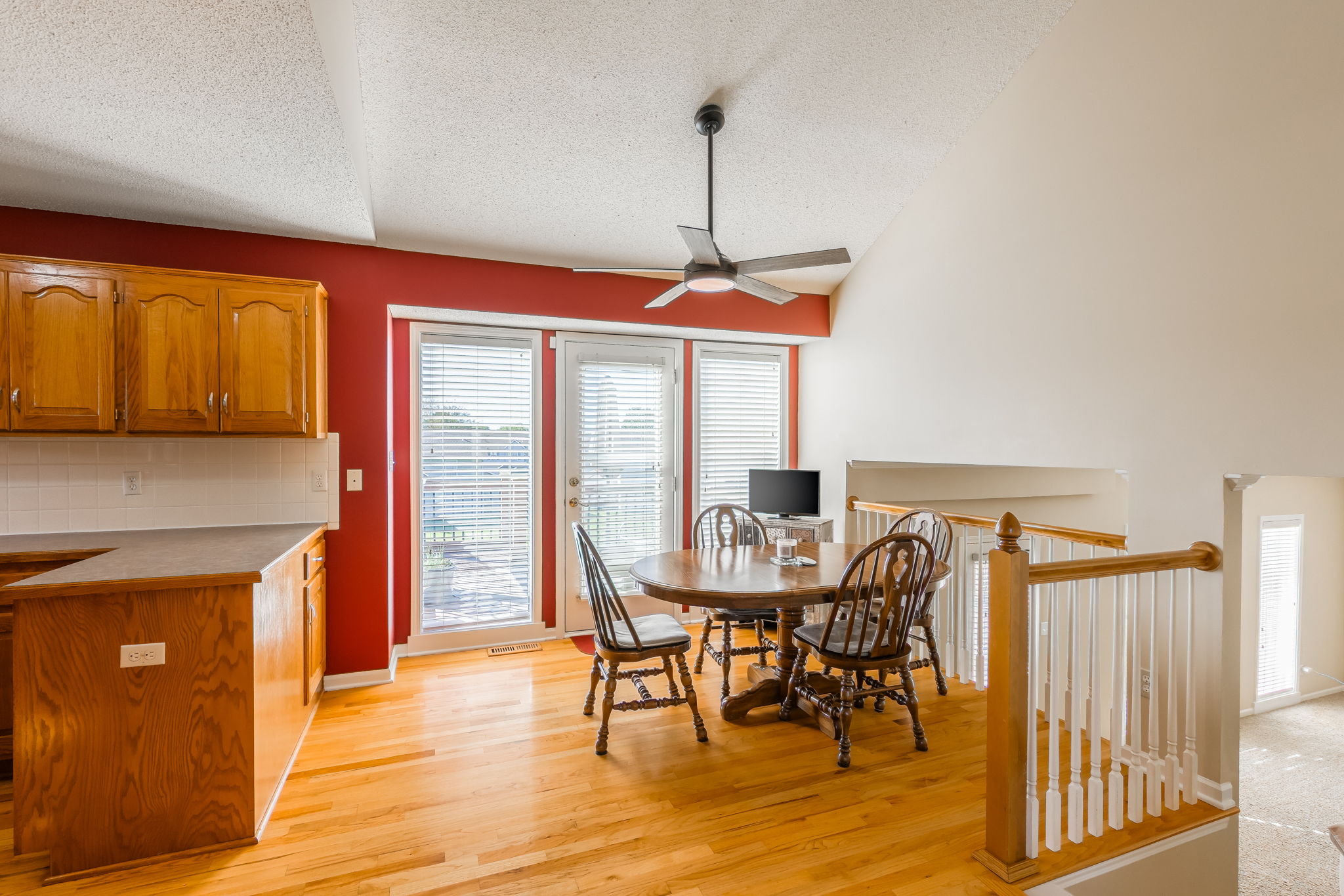 10700 N Holmes St-15