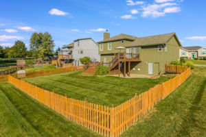 10700 N Holmes St-09