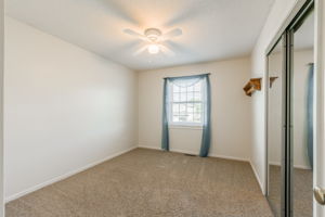 10700 N Holmes St-25
