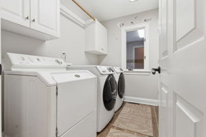  Photo 36