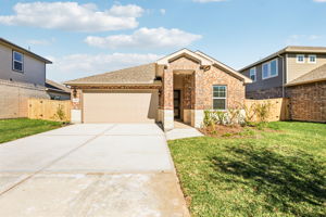 Houston - Central Park Square - 10704 Discovery Ln, Texas City, TX 77591 - 001