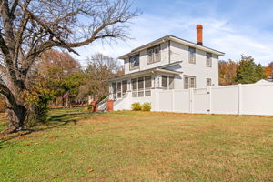 10706 Livingston Rd, Fort Washington, MD 20744, USA Photo 1