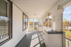 10706 Livingston Rd, Fort Washington, MD 20744, USA Photo 4