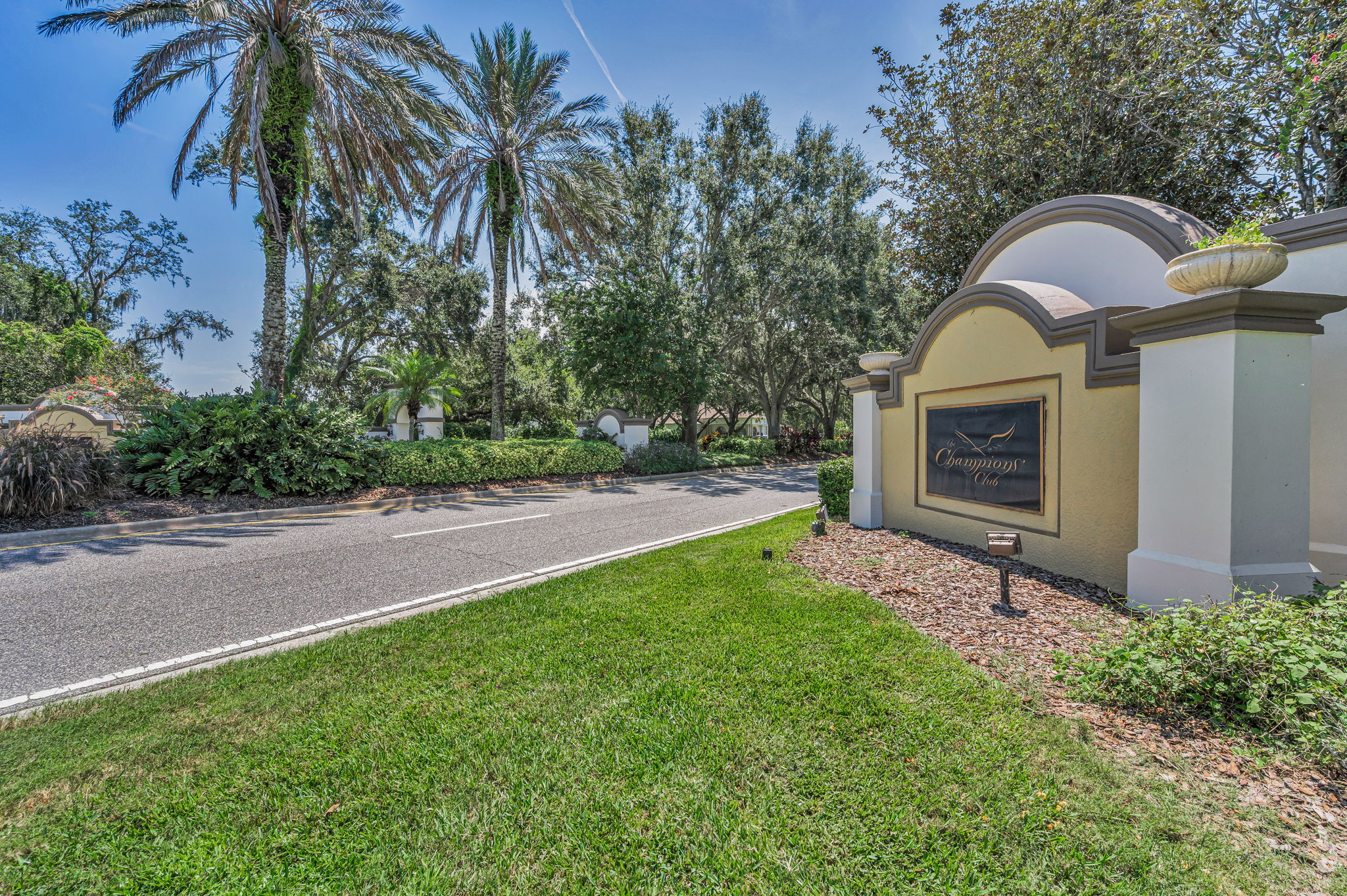 5b-Champions Club Entry