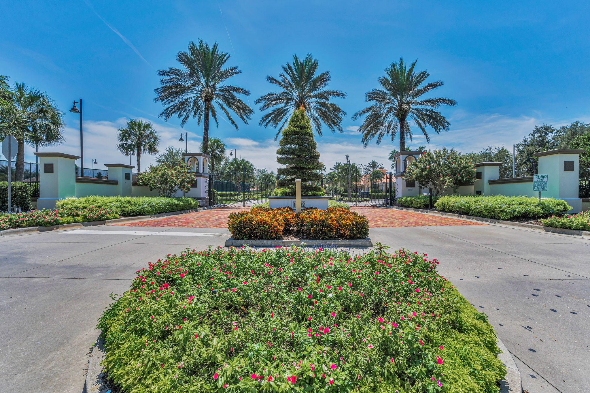 54a-Champions Clubhouse Entry