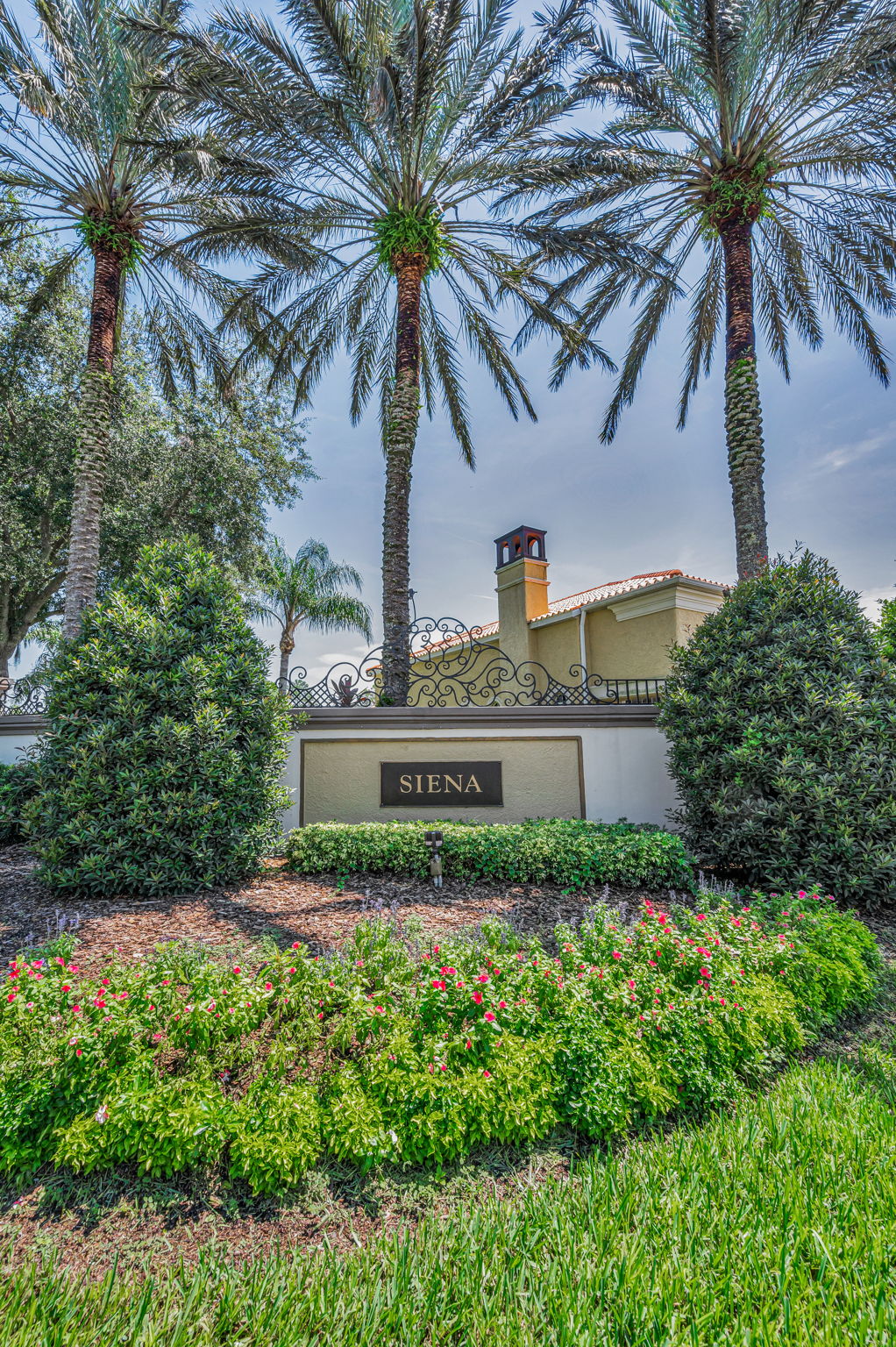 Siena Gated Entry4