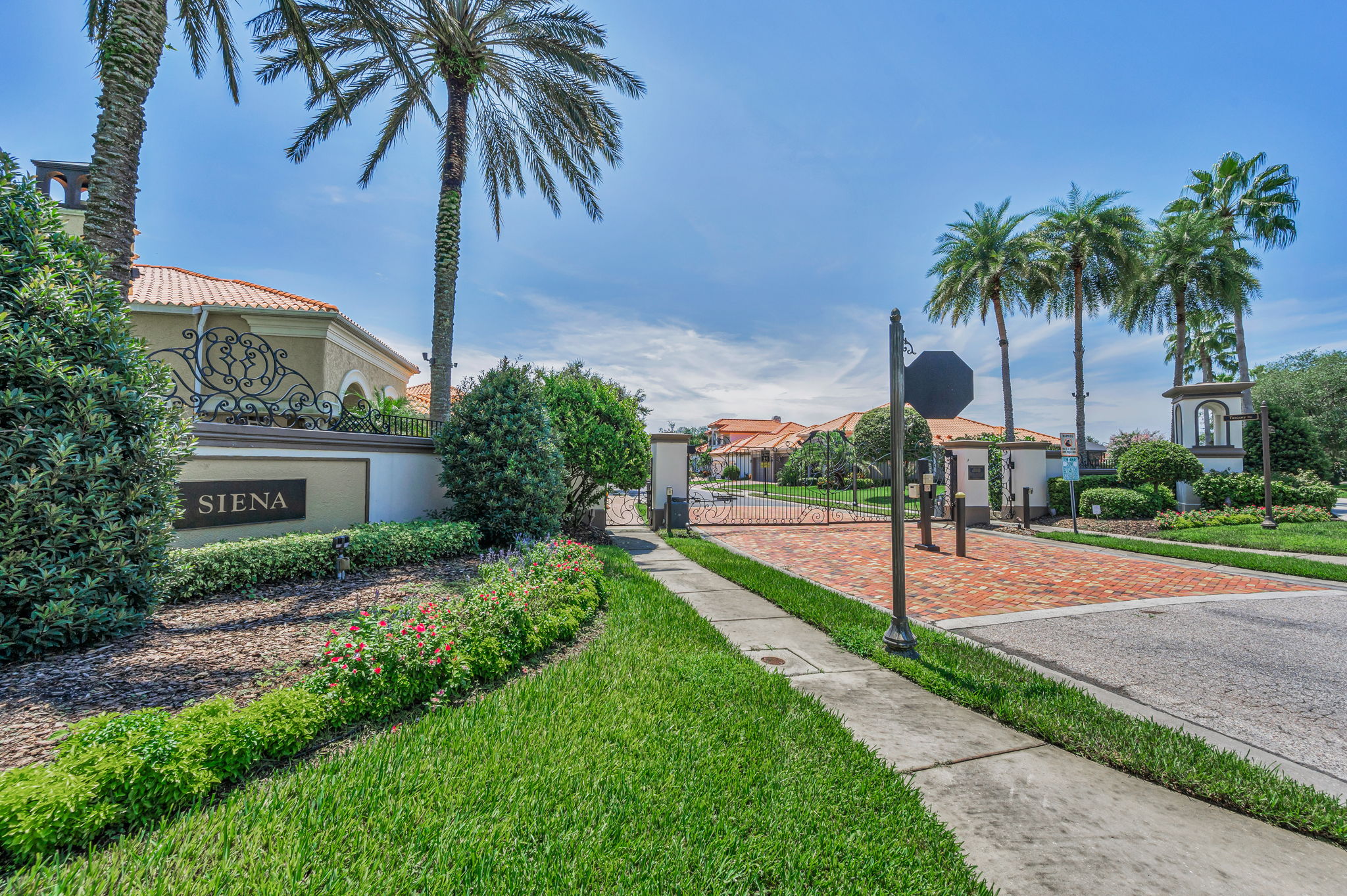 Siena Gated Entry5