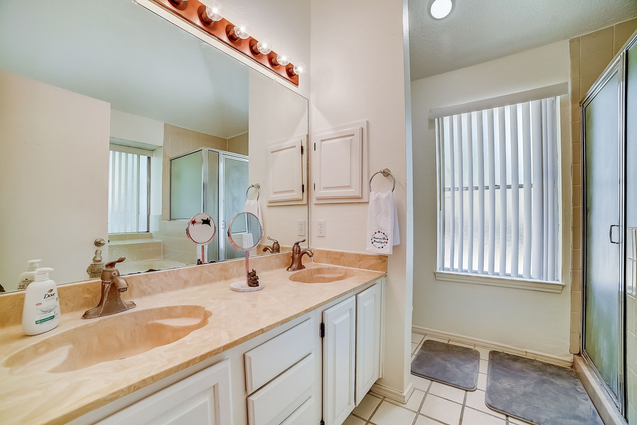 Lake Path Dr-026