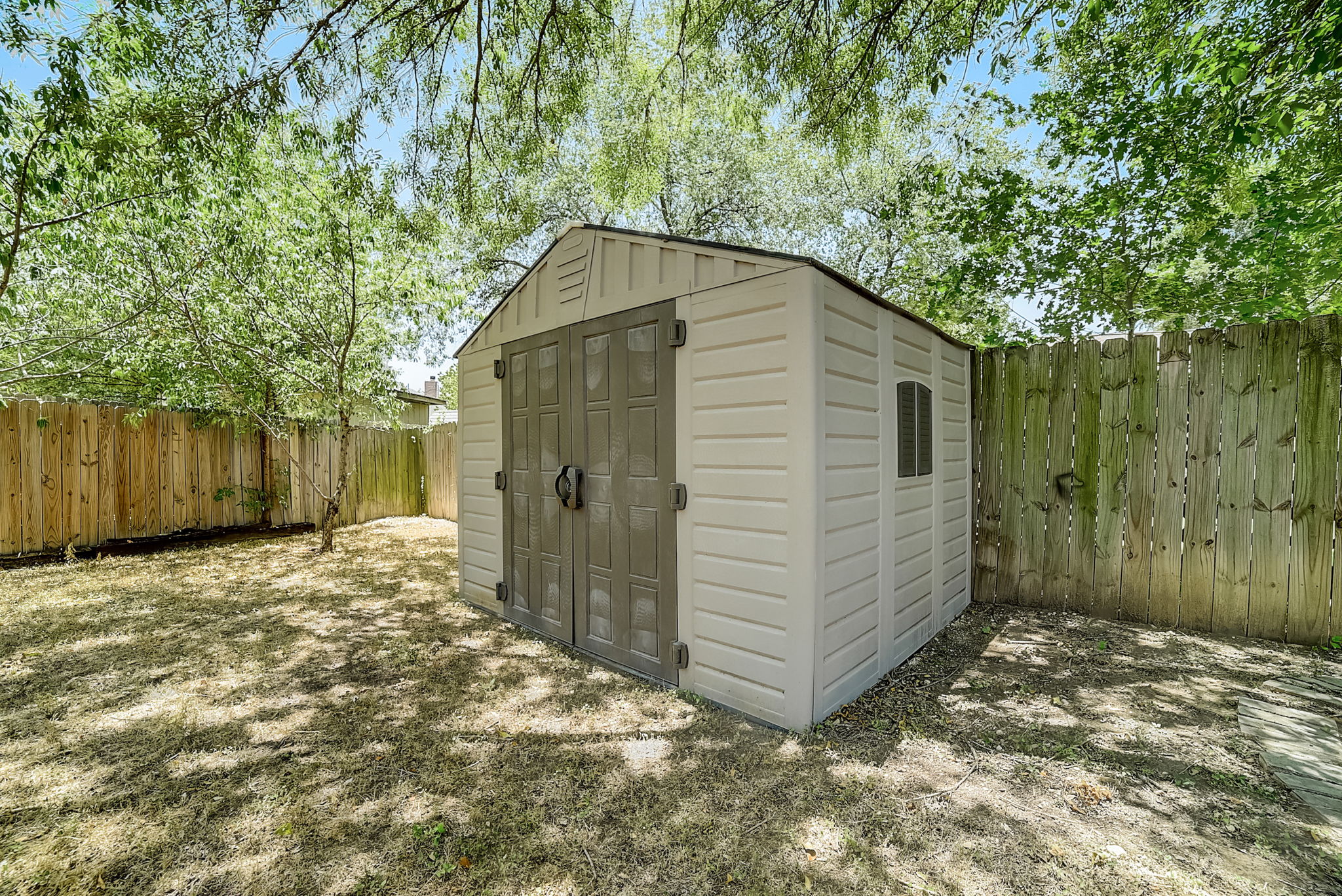 Lake Path Dr-042