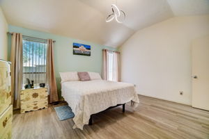 Lake Path Dr-024