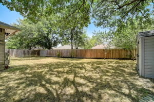 Lake Path Dr-041