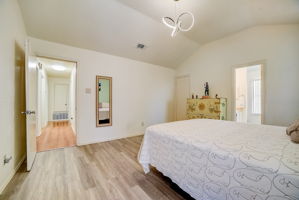 Lake Path Dr-023